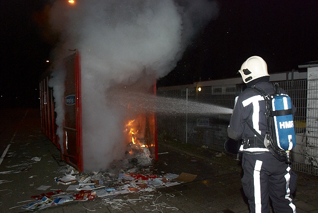 2012/14/GB 20120115 004 Containerbrand Lindberghstraat.jpg